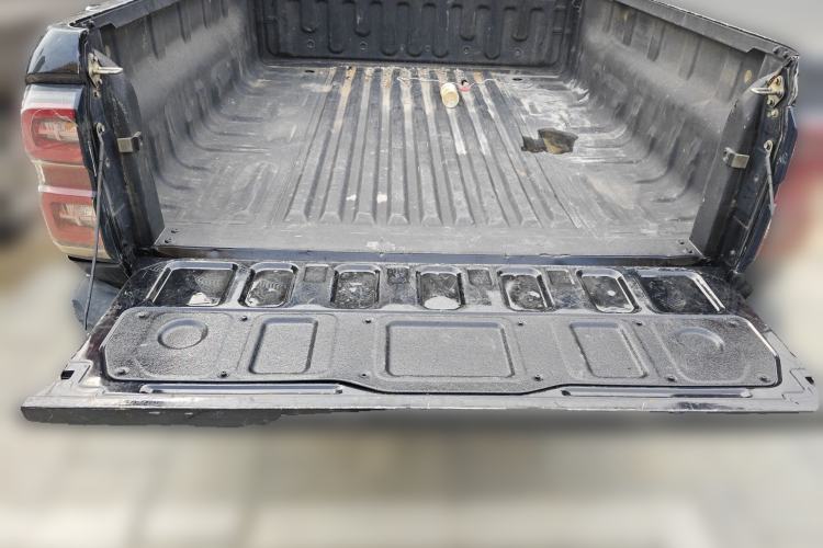 Used Great Wall King Kong Poer 2022 2.0T Manual Diesel 4x4 Entrepreneurial-Grade Long-Box Flatbed GW4D20M
