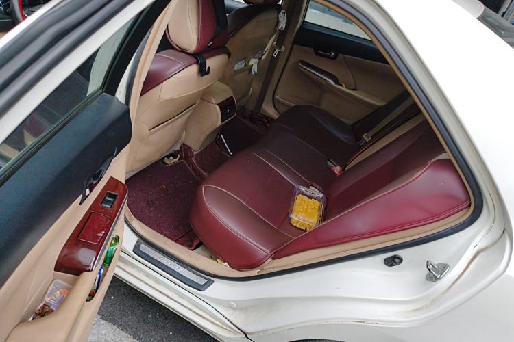 Used Toyota Camry 2013 2.0G Comfort Edition
