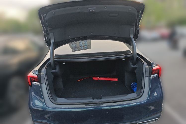 Used Buick LaCrosse 2025 28T Platinum Edition