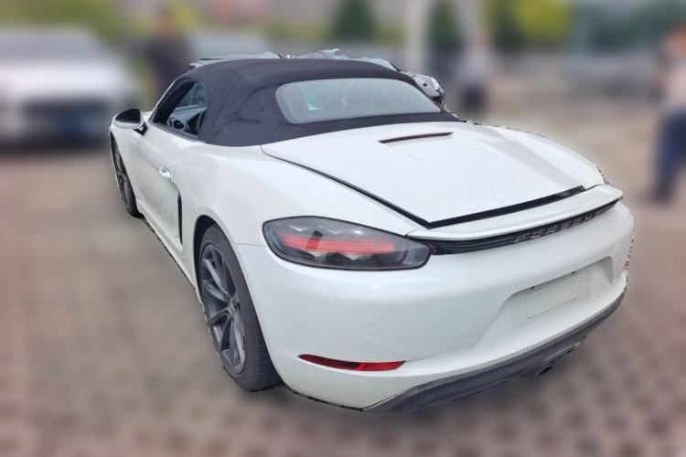 Used Porsche 718 2016 Cayman 2.0T
