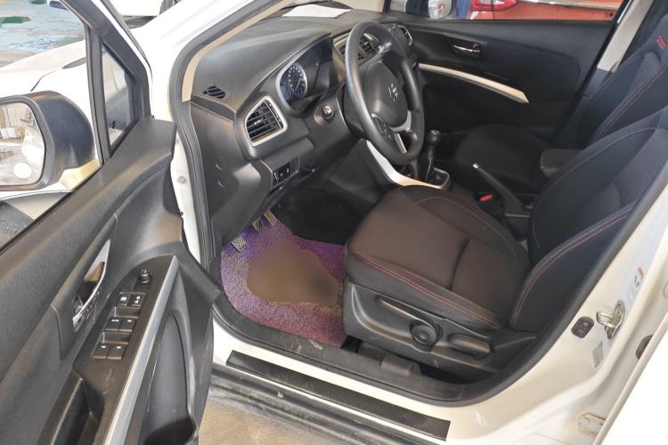 Used Suzuki S-Cross 2014 1.6L Manual Two-Wheel Drive Entry Model