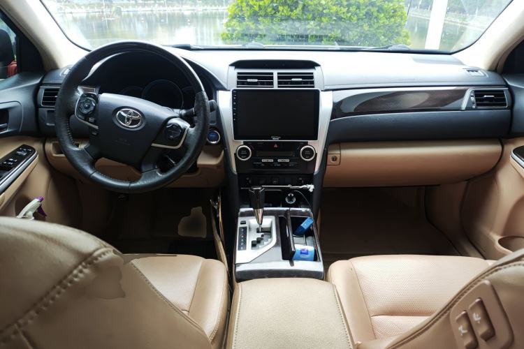 Used Toyota Camry 2012 Luxurious Edition 2.5HG Zunrui
