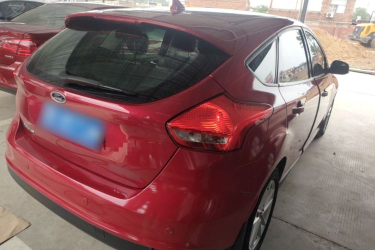 Used Ford Focus 2017 Hatchback 1.6L Automatic Fashion Edition Smart Drive Version
