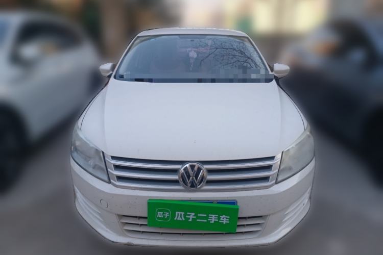 Used Volkswagen Santana 2013 1.6L Manual Fashion Edition Front