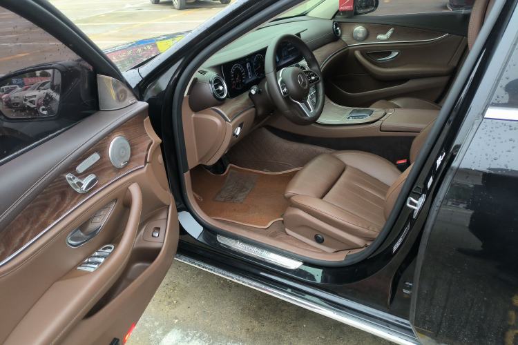 Used Mercedes-Benz E-Class 2020 E 260 L
