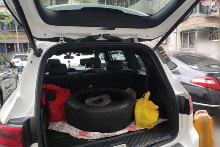 Used Mercedes-Benz GLB 2021 GLB 200 Fashion Model Trunk