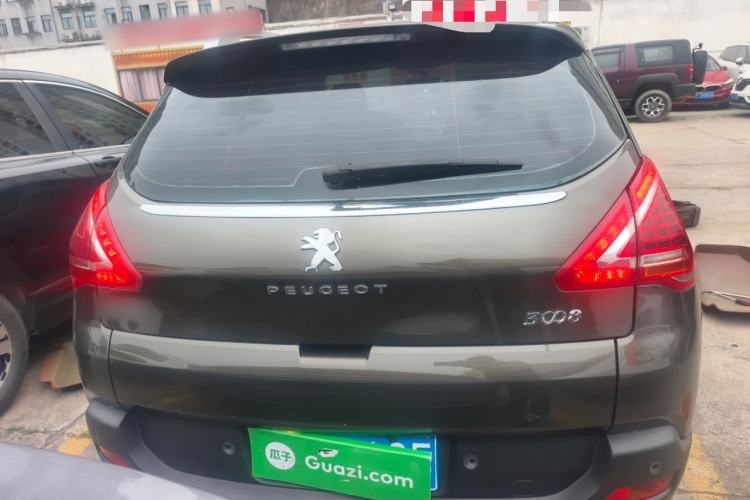 Used Peugeot 3008 2015 2.0L Automatic Classic Edition
