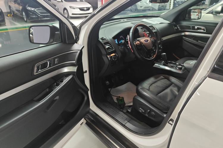 Used Ford Explorer (Import) 2017 2.3T Fashion Edition