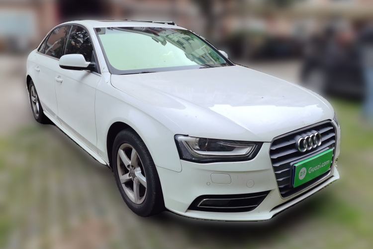 Used Audi A4L 2013 35 TFSI Automatic Standard Model Front Right 45 Deg