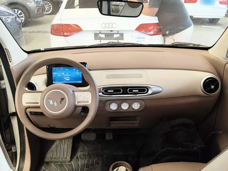 Used Wuling Hongguang MINIEV 2025 Four-Door Version Advanced Edition — 9
