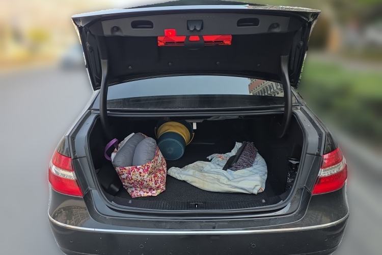 Used Mercedes-Benz E-Class 2013 E 260 L CGI Stylish Model
