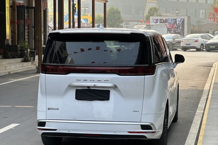 Used Denza D9 2024 DM-i 1050 Luxury Model