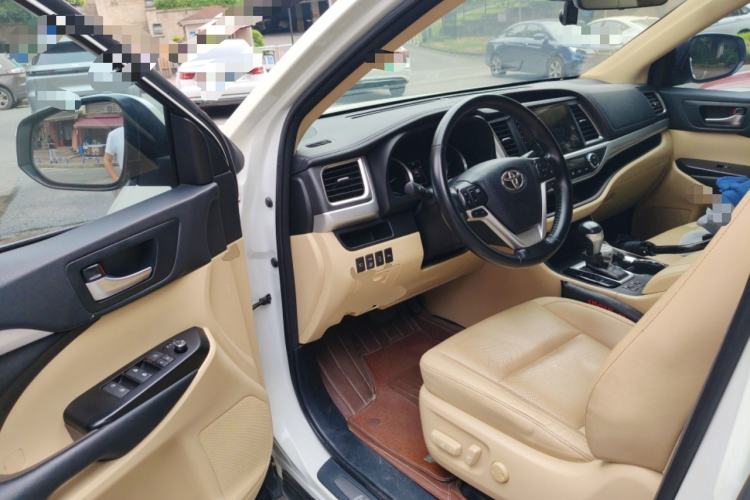 Used Toyota Highlander 2018 2.0T Four-Wheel Drive Luxury Version 7 Seats China VI Standard