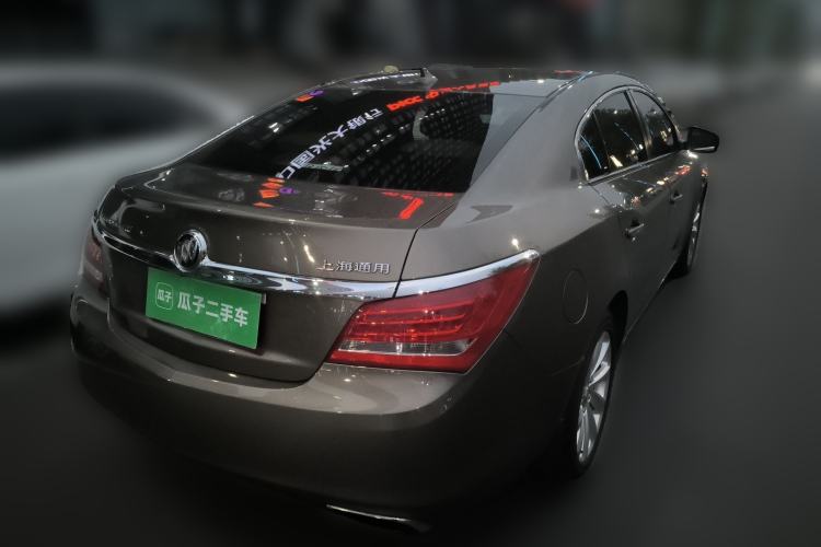 Used Buick LaCrosse 2014 2.0T SIDI Elite Tech Version Rear Right 45 Deg