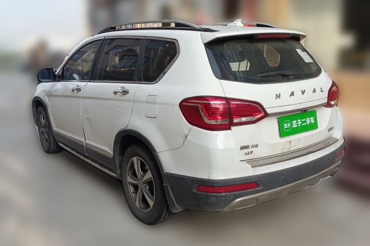Used Haval H6 2015 Revised Version Sport Edition 1.5T Manual Transmission Two-Wheel Drive Elite Grade