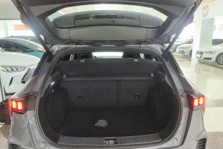 Used Lynk & Co 06 2020 1.5T JinPro model