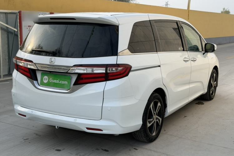 Used Honda Odyssey 2015 Updated Version 2.4L Smart Edition