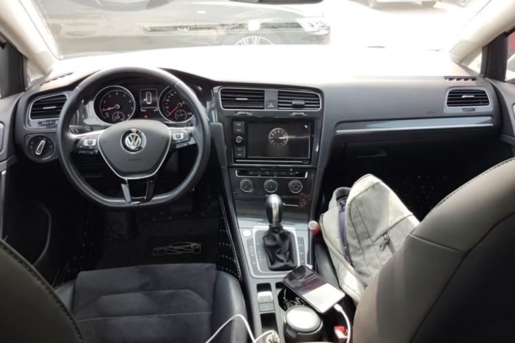 Used Volkswagen Golf 2019 280TSI DSG Luxury Version China V Standard Center Console