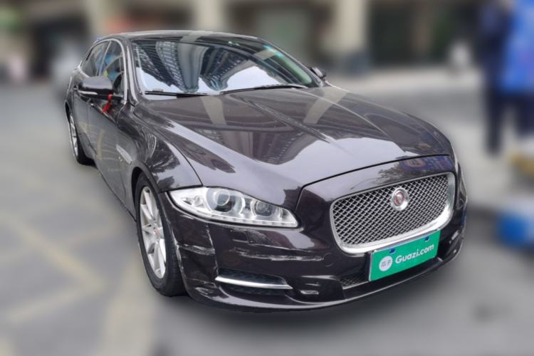Used Jaguar XJ 2014 XJL 3.0 SC Two-Wheel-Drive Panoramic Business Edition
