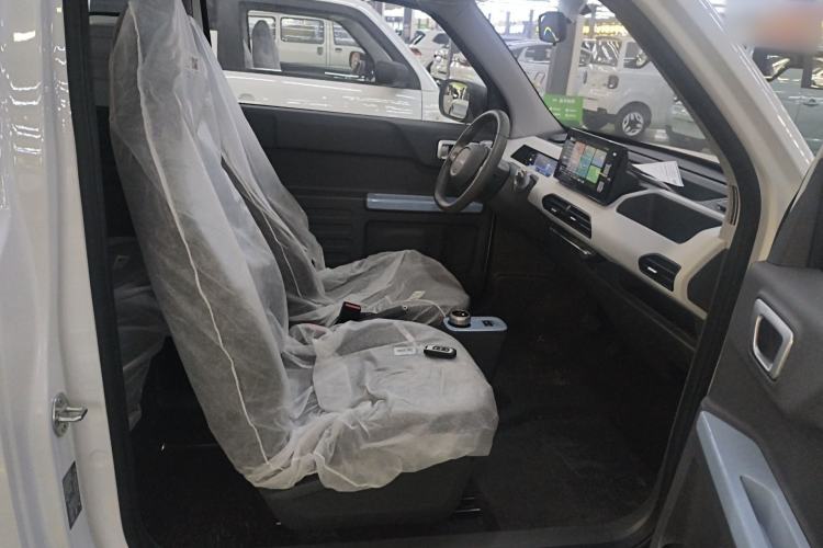 Used Geely Galaxy Panda 2024 Panda Mini 200km Endurance Bear
