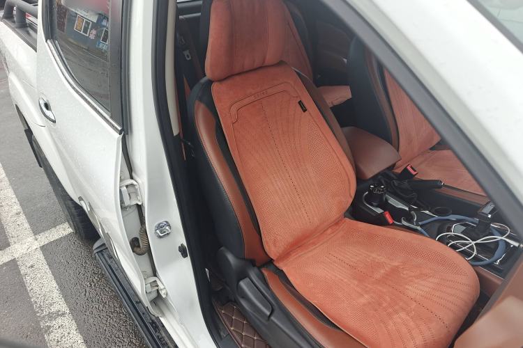 Used Dongfeng Ruichi 6 2021 2.3T Automatic All-Wheel Drive Diesel Luxury M9T