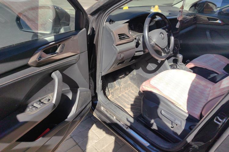 Used Volkswagen Tharu 2019 330TSI Four-Wheel Drive Luxury Edition China VI Standard Driver Seat