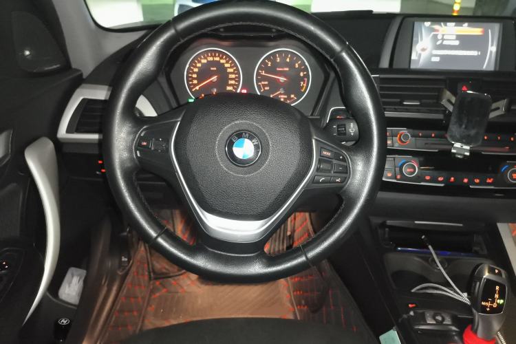 Used BMW 1 Series 2015 120i Leading Model