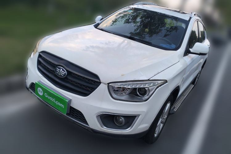 Used Bestune X80 2016 2.0L automatic Comfort trim level