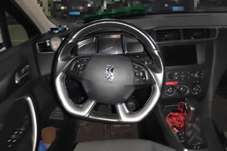 Used DS 5LS 2016 1.6T Style Edition THP160
