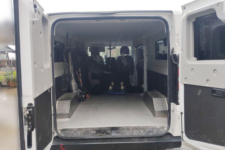 Used SRM New Energy E3L 2025 Ningde 53.58kWh 365KM Practical Bus Trunk