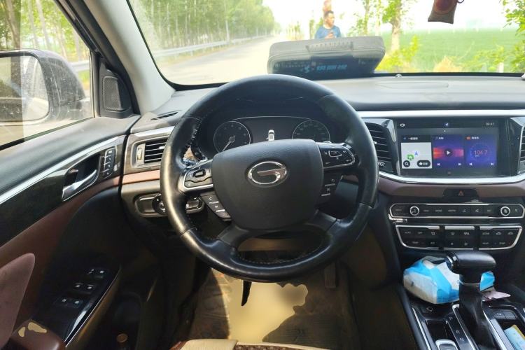 Used GAC Trumpchi GS8 2017 320T Two-Wheel Drive Luxury Smart Connectivity Version (7 Seats)
