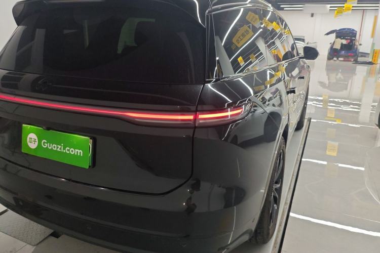 Used Nio ES8 2023 75 kWh Right Rear Taillight