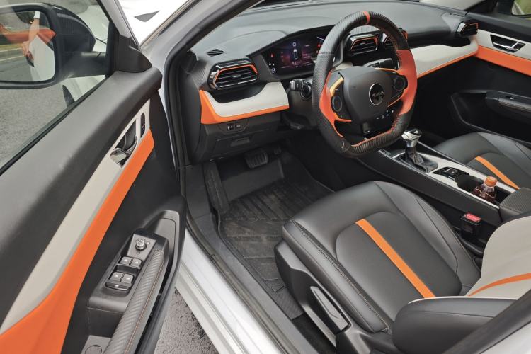 Used Dongfeng Aeolus Yixuan 2023 Mach Edition 1.5L Automatic Chasing Shadow Version
