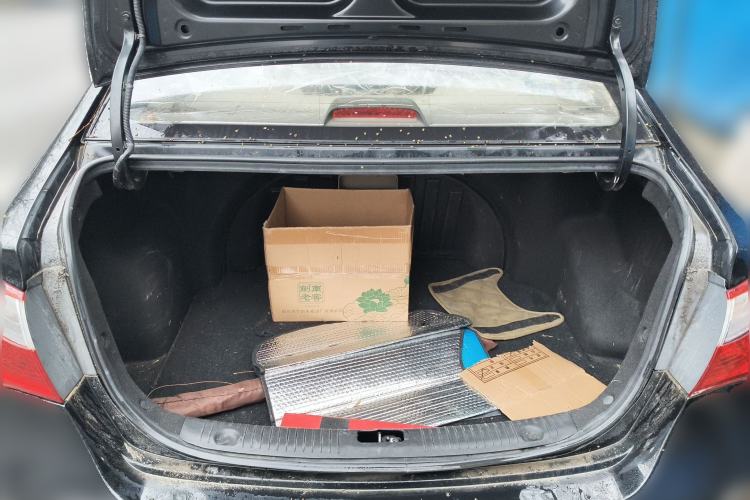 Used Hyundai Celesta 2011 1.6L Manual Luxury Model
