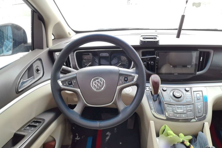 Used Buick GL8 2011 3.0L GT Luxury Business Haoya Edition