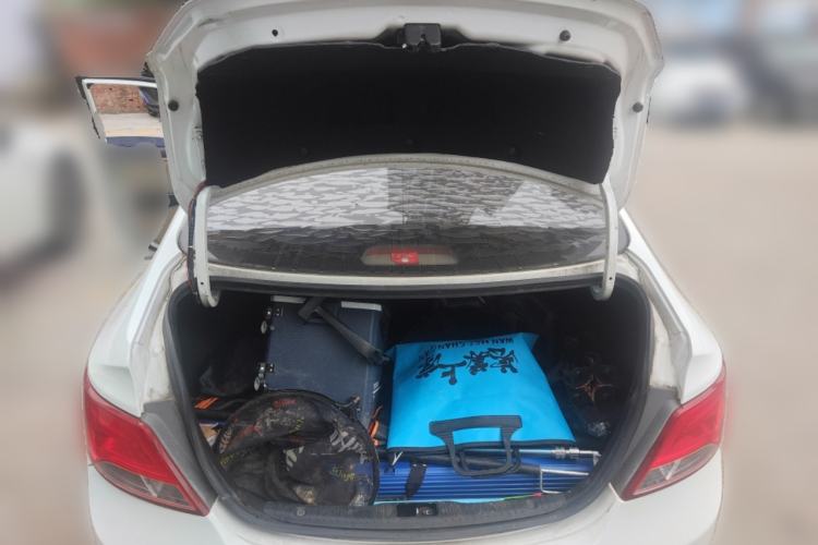 Used Hyundai Verna (older generation) 2014 1.4L Manual Smart GLS Trim
