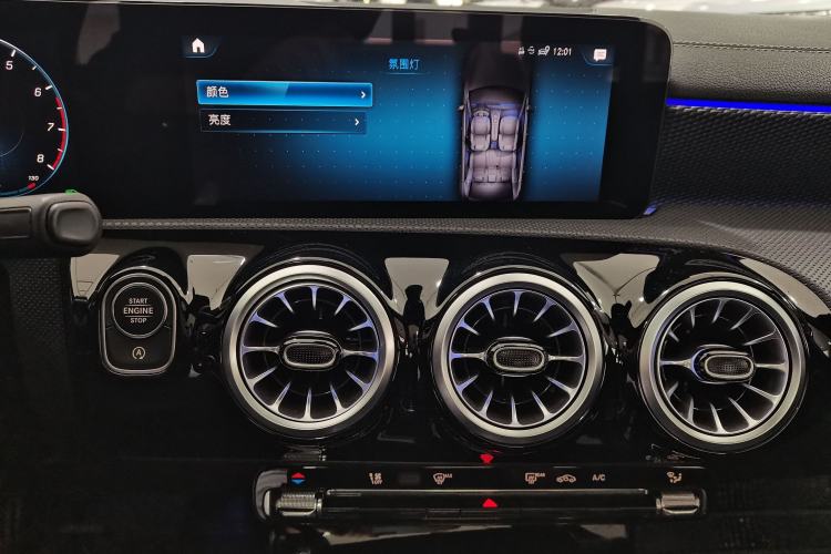 Used Mercedes-Benz A-Class 2022 Revised Version A 200 L Sport Sedan Fashionable Style Audio And AC Panel