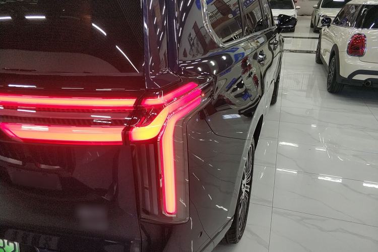 Used EXEED Lanyue C-DM 2025 180 Ultra-Long Range Ultra All-Wheel Drive 6-Seater Exterior 3