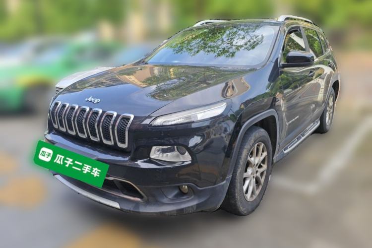 Used Jeep Cherokee 2016 2.4L Professional Smart Version Guazi used car, China used car export, Used car for sale, Used cars, Cheapest cars for sale