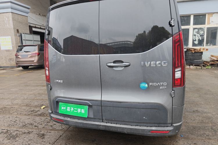 Used Iveco Fidato 2025 C30 Passenger Van 2.0T 93kW Manual – Xingtu Edition

