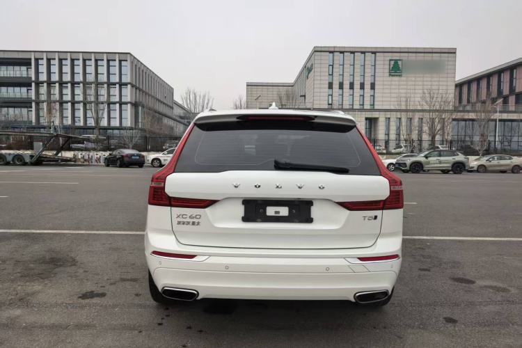 Used Volvo XC60 2021 T5 4x4 Smart Luxury Edition