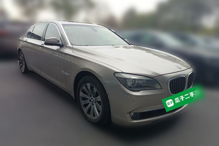 Used BMW 7 Series 2009 740Li Luxury Model Front Right 45 Deg