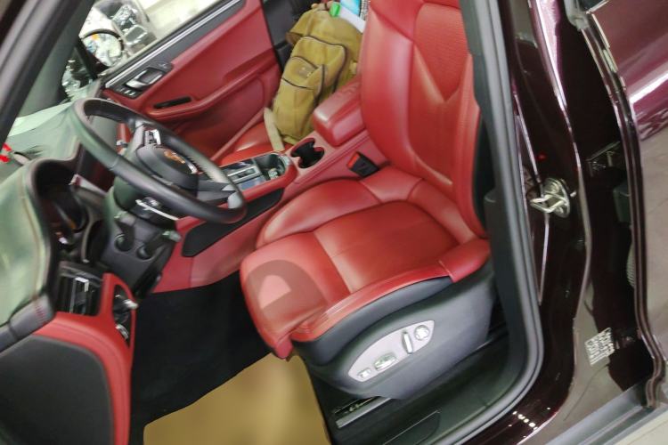 Used Porsche Macan 2023 Macan 2.0T
