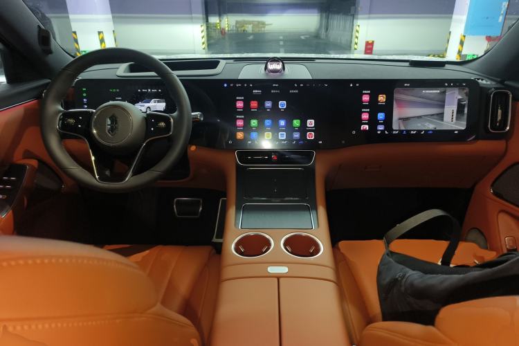 Used Hima AITO M8 2025 Extended-Range Max Version 37 kWh 5-Seater