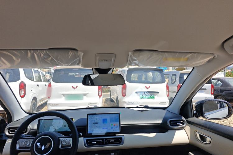 Used Wuling Bingo PLUS 2024 510 km Range 5-Seater Version Headliner