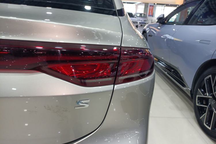 Used AION S 2023 Meizu 580 Lithium Iron Phosphate Exterior 1