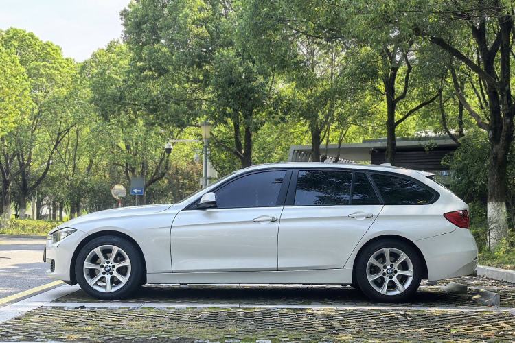 Used BMW 3 Series 2013 320i Sport Touring Edition