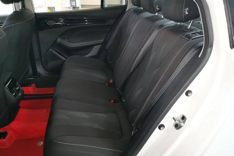 Used Roewe i5 2021 1.5L CVT Platinum Edition