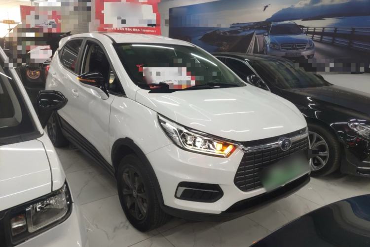 Used BYD Yuan New Energy 2019 EV535 Smart Connect Trendsetting Model Front Right 45 Deg