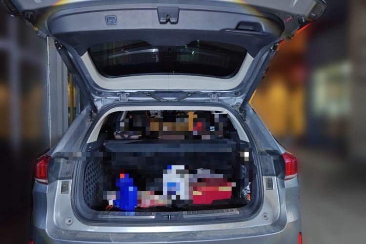 Used Wey VV6 2018 2.0T Four-Wheel Drive Flagship Version China V Standard Trunk